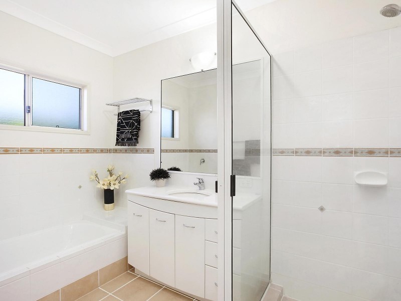 1 Admiralty Close, Idalia QLD 4811