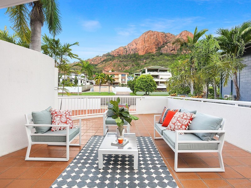 8/6 Alexandra Street, North Ward QLD 4810