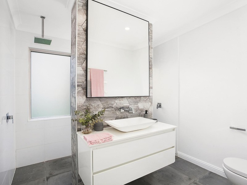 48-52 Noyland Road, Alligator Creek QLD 4816