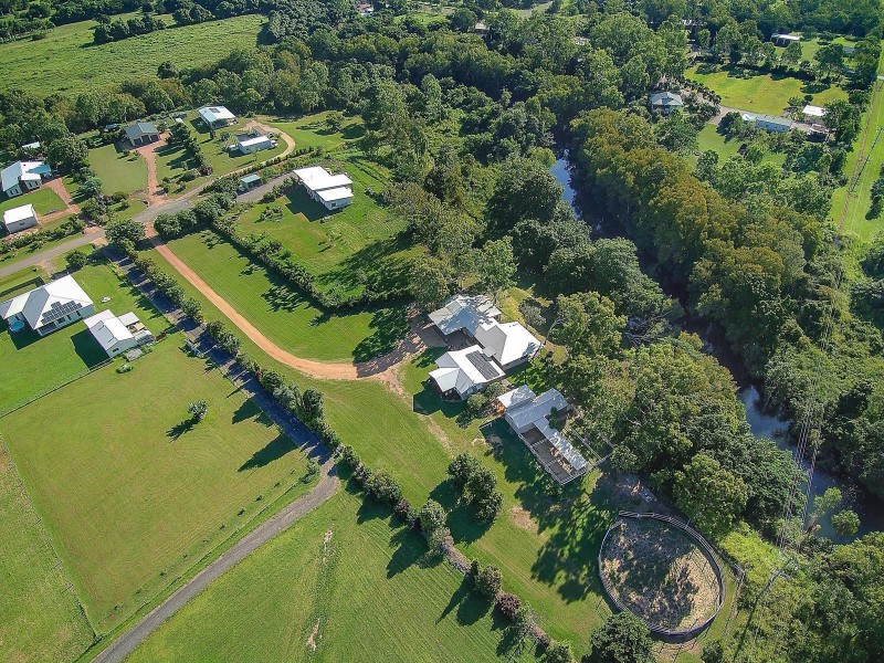 48-52 Noyland Road, Alligator Creek QLD 4816