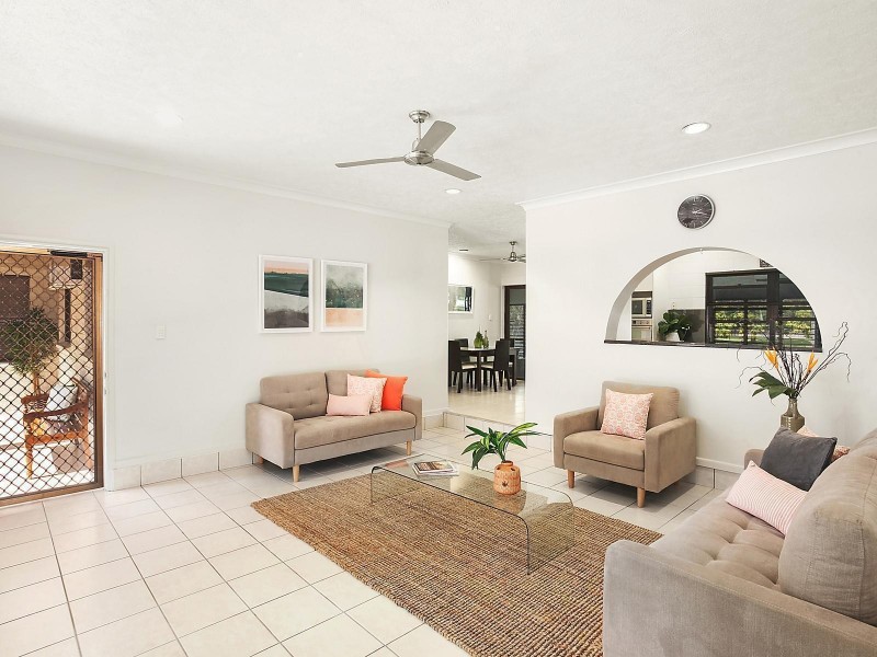 4 Golf Links Drive, Kirwan QLD 4817