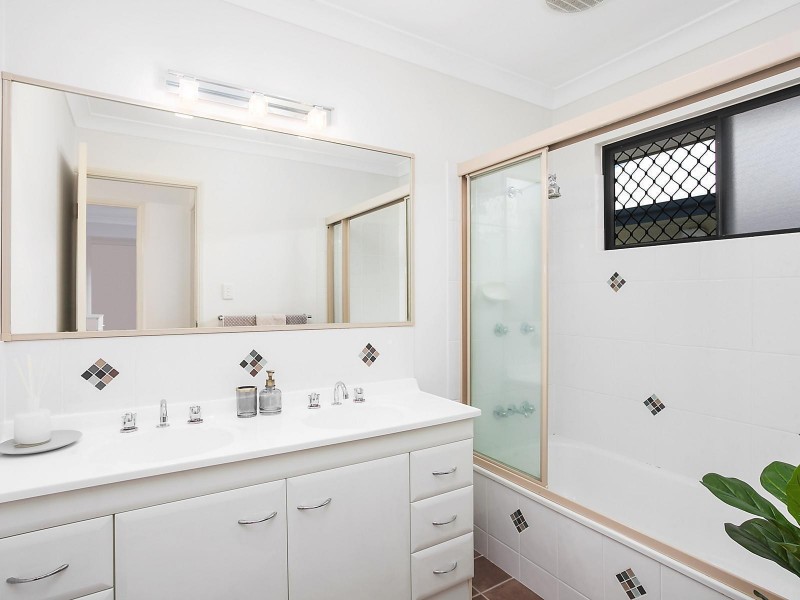 7 Farnham Court, Kirwan QLD 4817