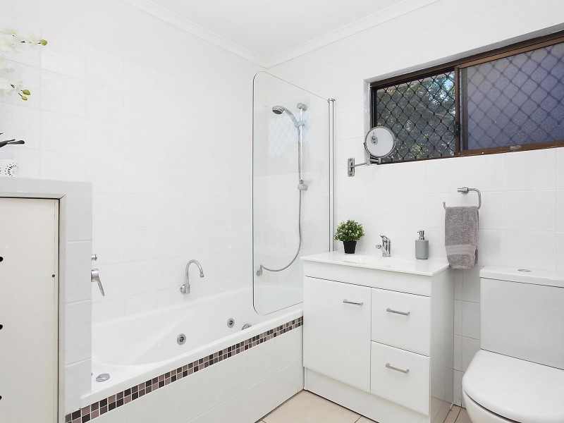 16 Richardson Street, Douglas QLD 4814