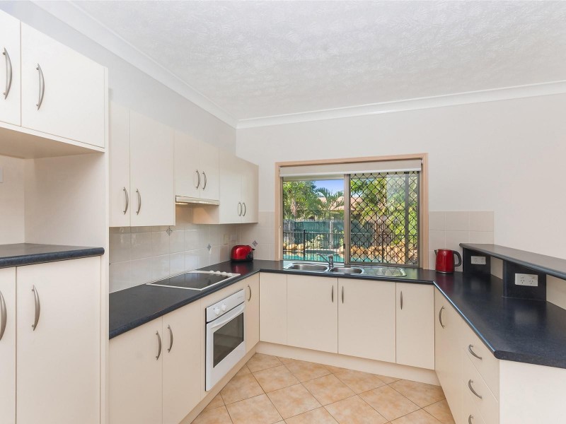 13 Sullivan Place, Kirwan QLD 4817