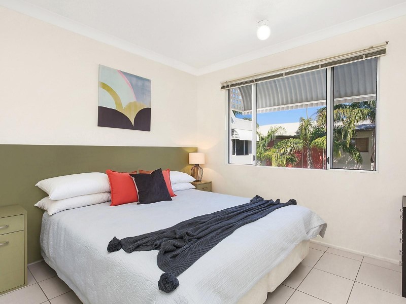 8/50-54 McIlwraith Street, South Townsville QLD 4810