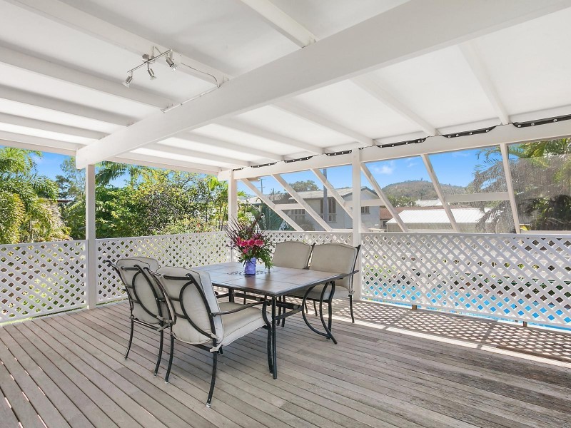 25 Sallows Street, Pallarenda QLD 4810