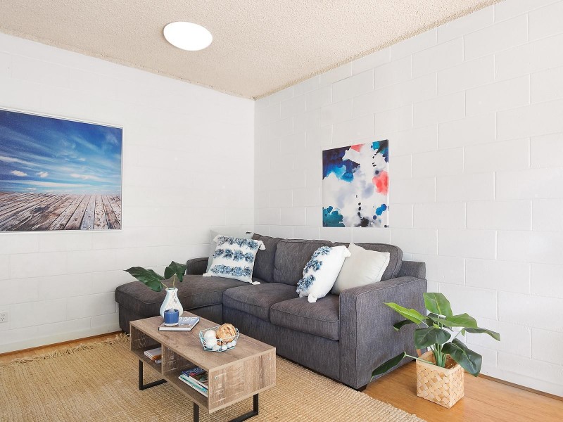 2/43 The Strand, North Ward QLD 4810