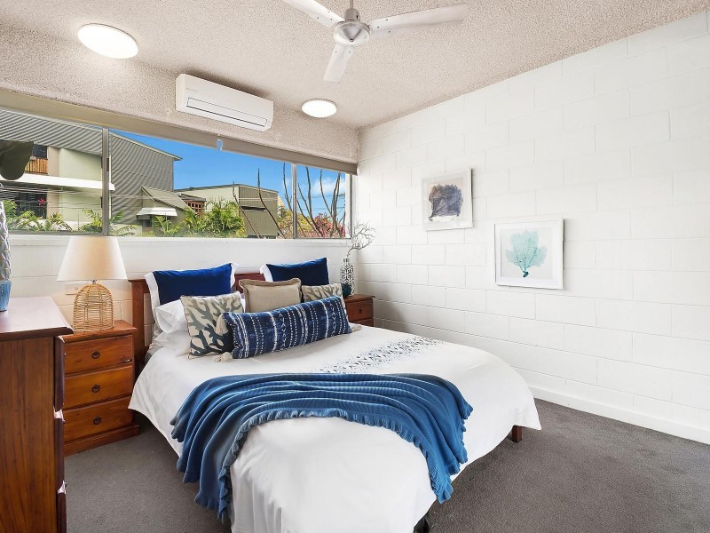 2/43 The Strand, North Ward QLD 4810
