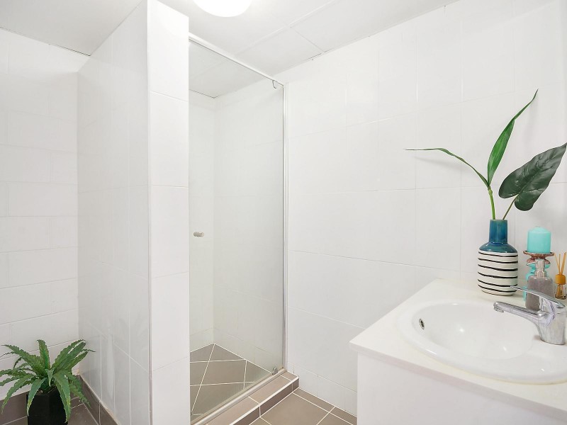 2/43 The Strand, North Ward QLD 4810