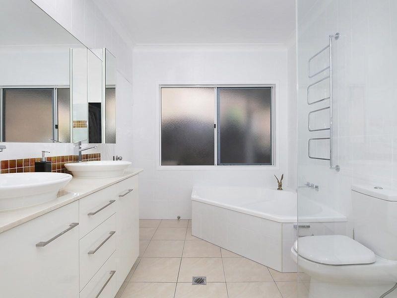 2/382 Stanley Street, Castle Hill QLD 4810