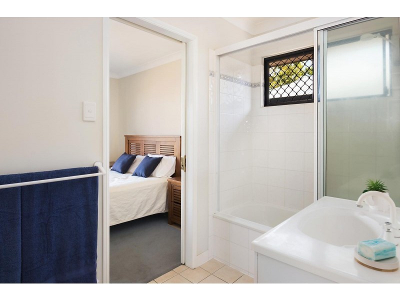 6 Gainsford Place, Mount Louisa QLD 4814