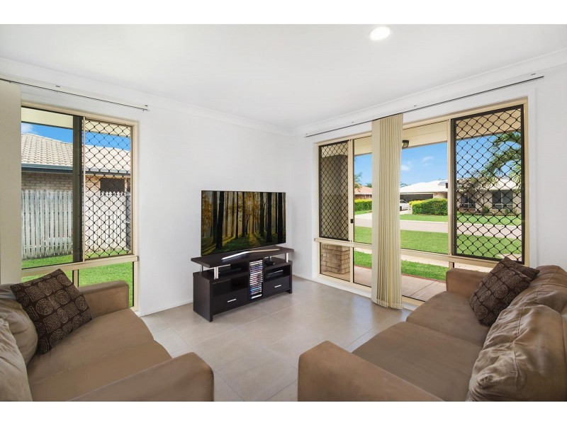 60 Wallace Circuit, Kirwan QLD 4817