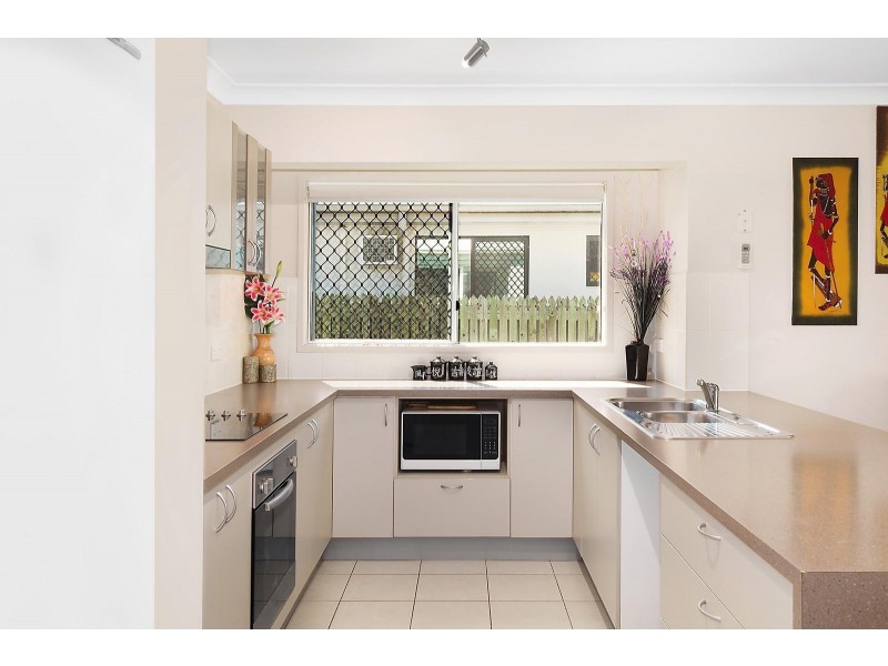 1 Woodrow Circuit, Mount Louisa QLD 4814