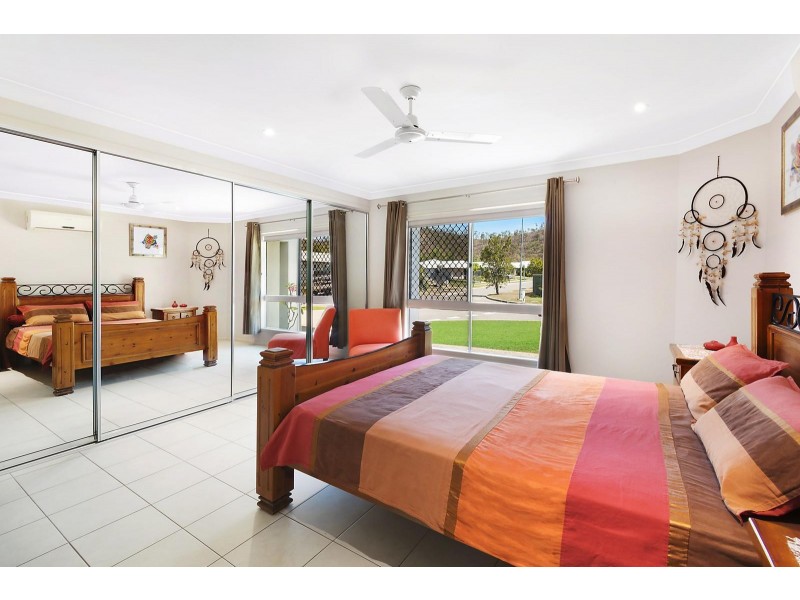 1 Woodrow Circuit, Mount Louisa QLD 4814