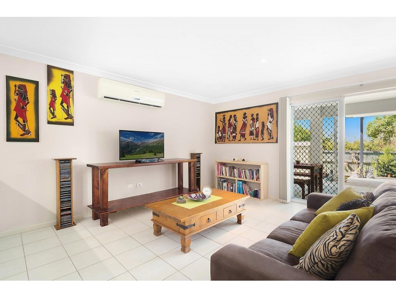 1 Woodrow Circuit, Mount Louisa QLD 4814