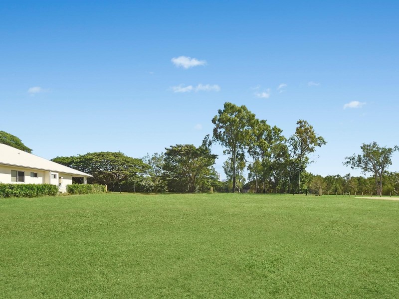 16 Wateredge Cove, Douglas QLD 4814
