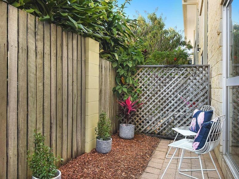 4/7 Cook Street, North Ward QLD 4810