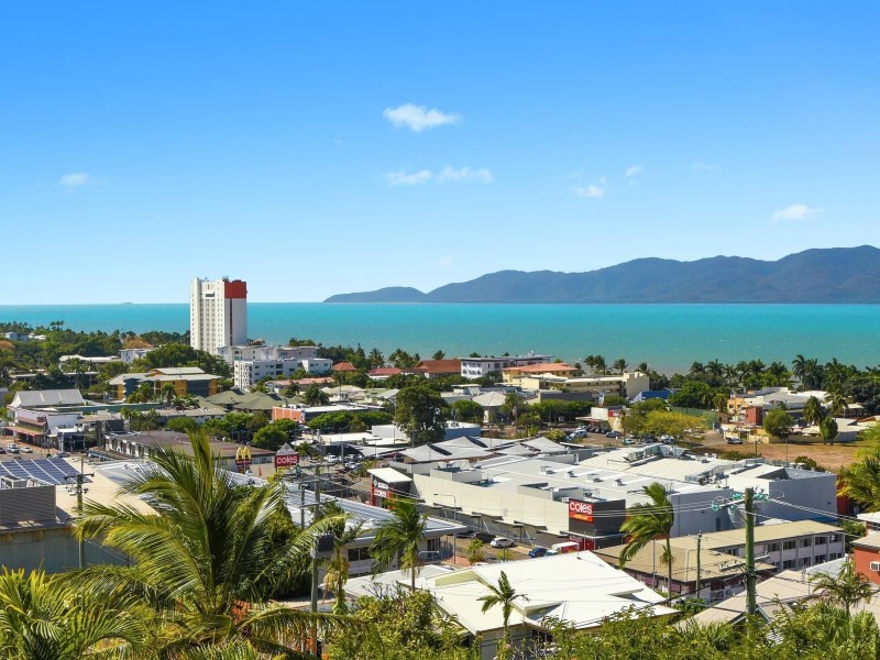 194 Denham Street, North Ward QLD 4810