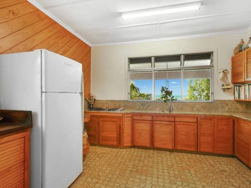 194 Denham Street, North Ward QLD 4810