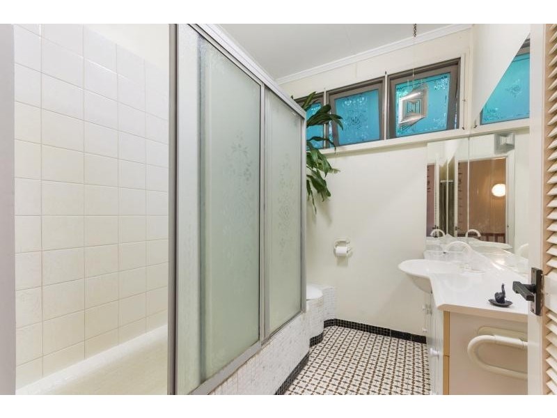 194 Denham Street, North Ward QLD 4810