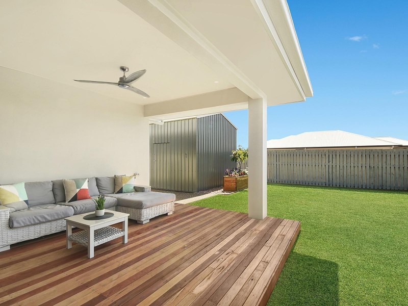 15 Sunniva Boulevard, Burdell QLD 4818