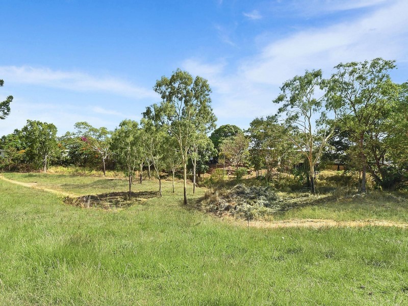 24-26 Potts Street, Belgian Gardens QLD 4810