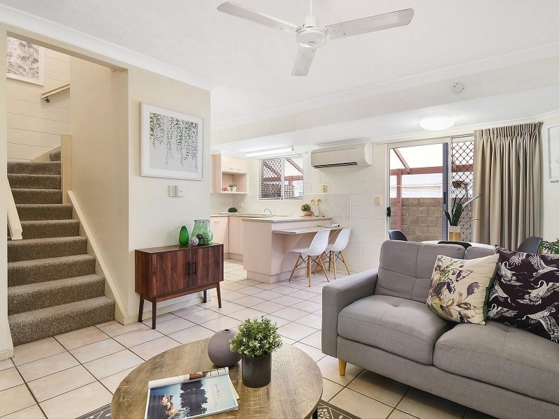 3/17 Lowth Street, Rosslea QLD 4812