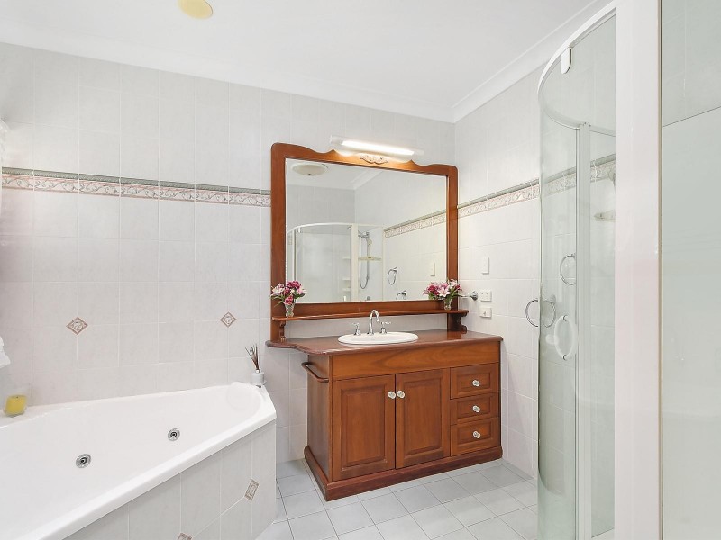 45 Yarrawonga Drive, Castle Hill QLD 4810