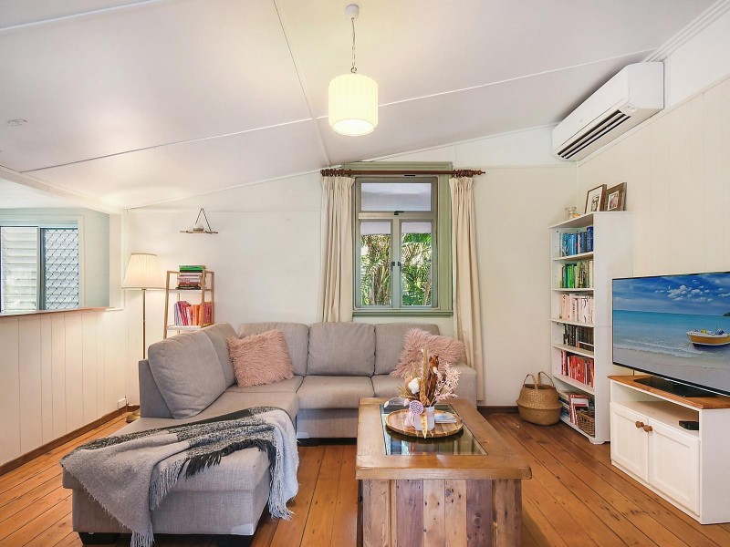 36 Nelson Street, South Townsville QLD 4810