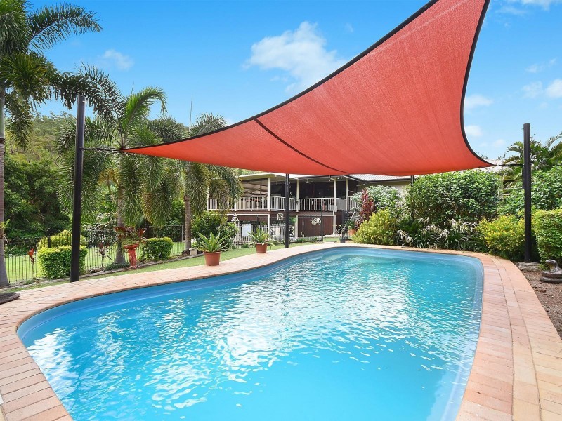 9 Mount Cradle Court, Alligator Creek QLD 4816