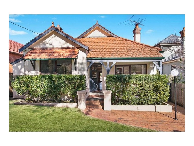 12 Hudson Avenue, Willoughby NSW 2068