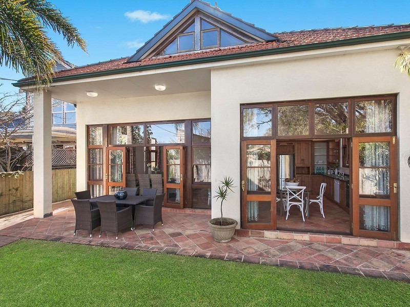 12 Hudson Avenue, Willoughby NSW 2068