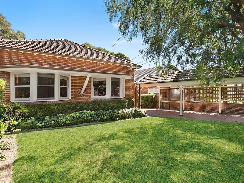 33 Robert Street, Willoughby NSW 2068