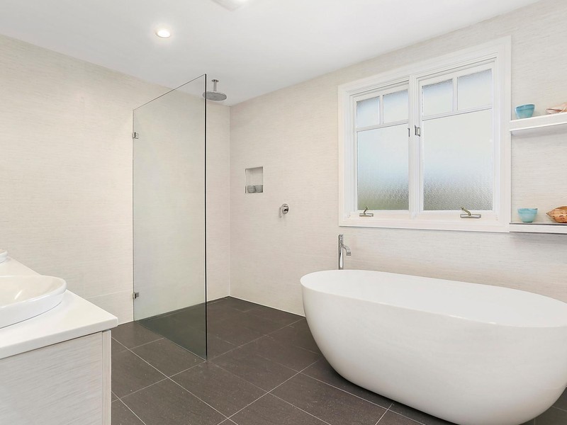 65 Hawthorne Avenue, Chatswood NSW 2067