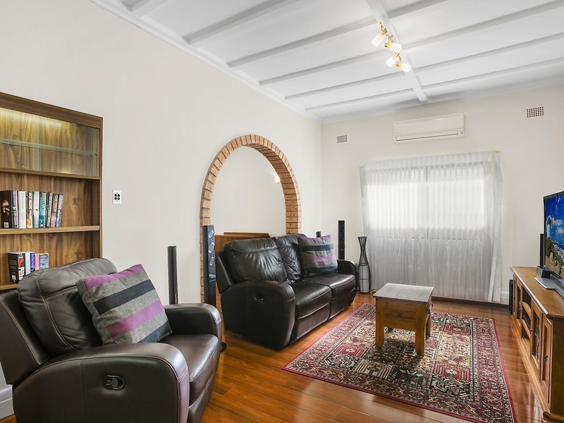 1 Kalgoorlie Street, Willoughby NSW 2068