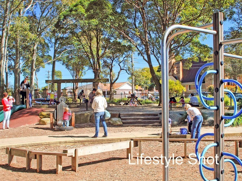 1 Kalgoorlie Street, Willoughby NSW 2068