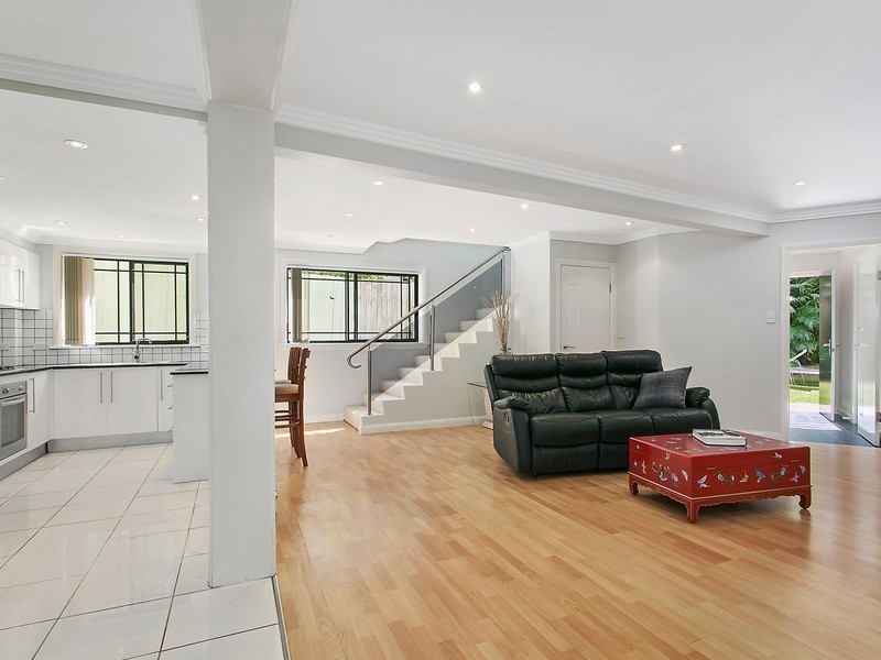 13 Ferncourt Avenue, Roseville NSW 2069