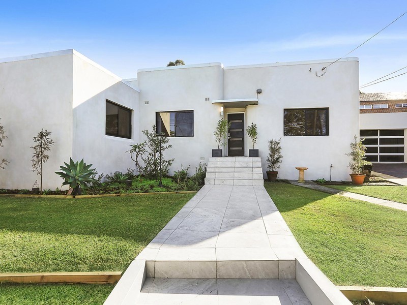 94 Eastern Valley Way, Willoughby NSW 2068