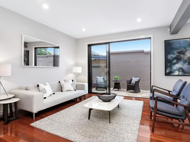 35 Fourth Avenue, Willoughby NSW 2068