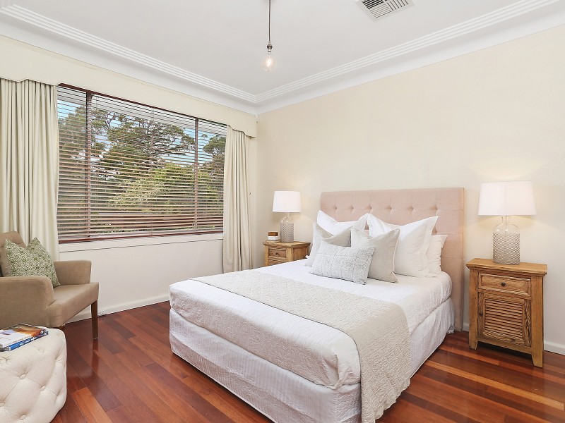 24 Lobelia Street, Chatswood NSW 2067