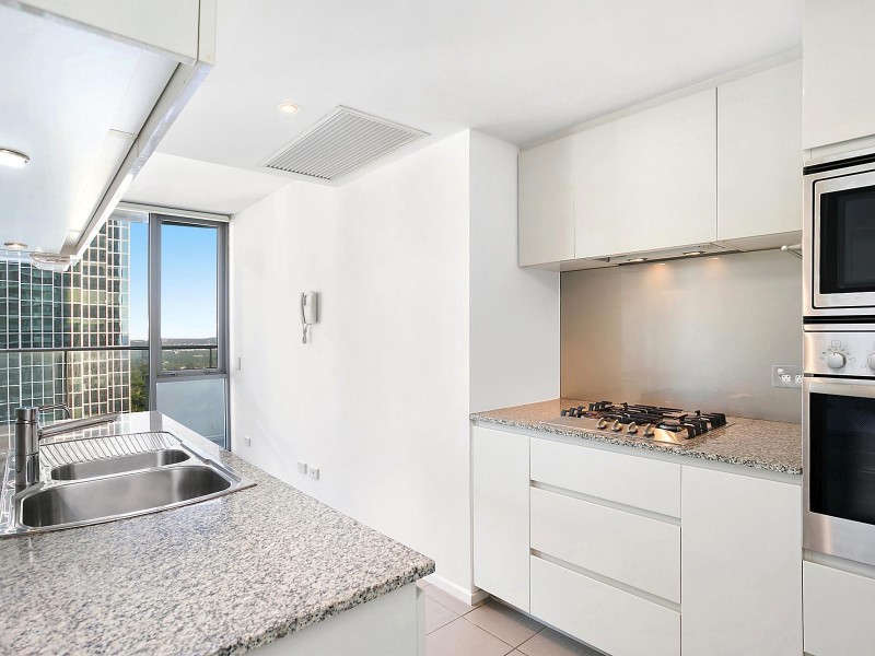 1906/9 Railway Street, Chatswood NSW 2067