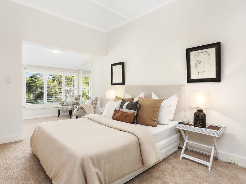 1 Lone Pine Avenue, Chatswood NSW 2067