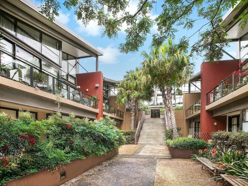 2/1A Albert Avenue, Chatswood NSW 2067