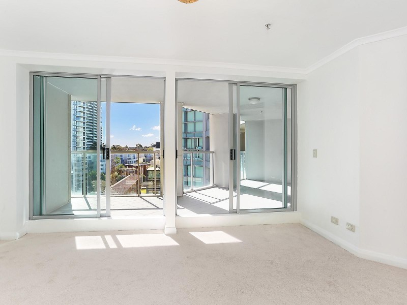 909/2B Help Street, Chatswood NSW 2067