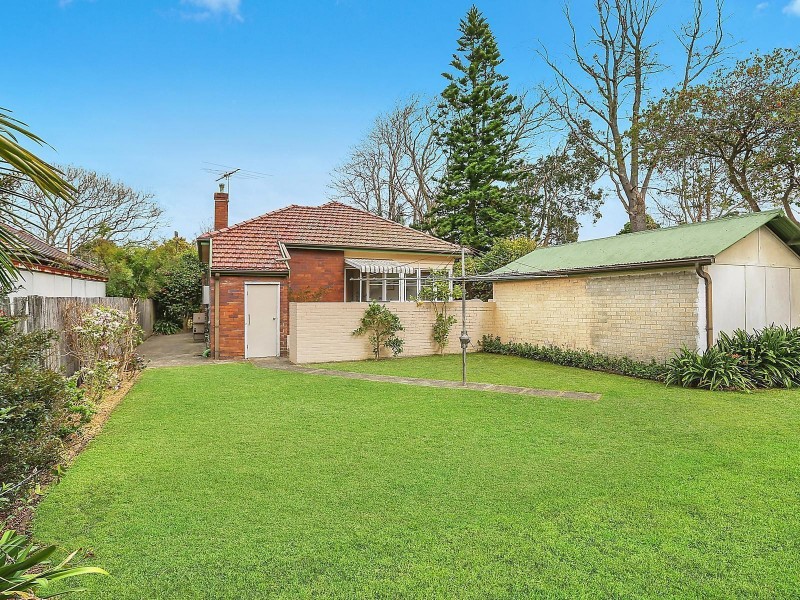 7 Summerville Crescent, Willoughby NSW 2068