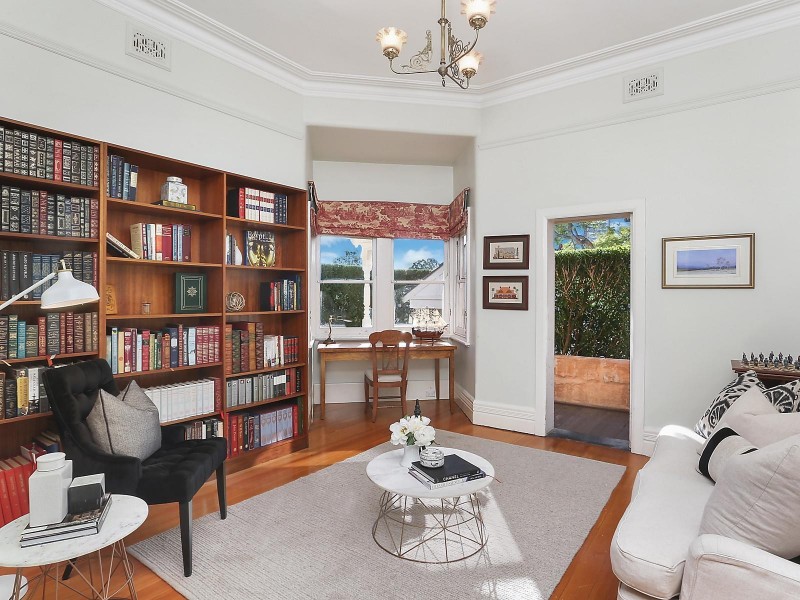 12 Hopetoun Avenue, Chatswood NSW 2067