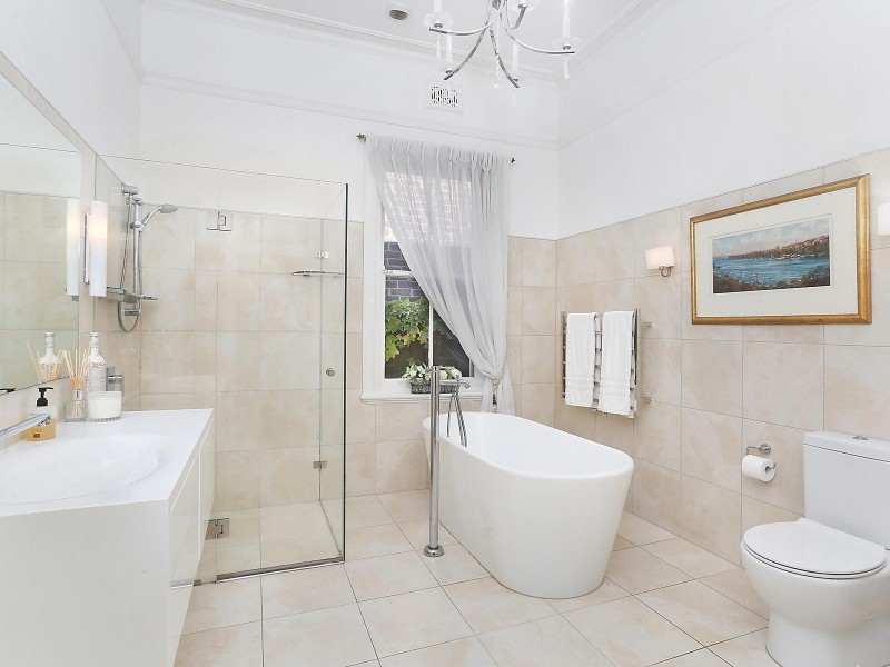 12 Hopetoun Avenue, Chatswood NSW 2067