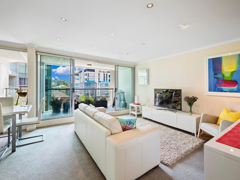 609/2A Help Street, Chatswood NSW 2067