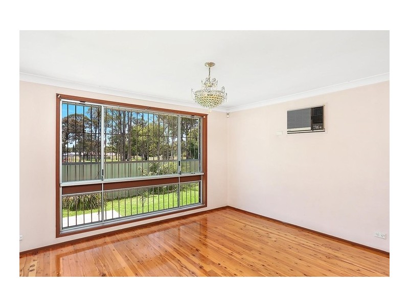 28 Hoyle Drive, Dean Park NSW 2761