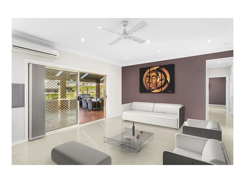 27 Harben Vale Circuit, Grasmere NSW 2570